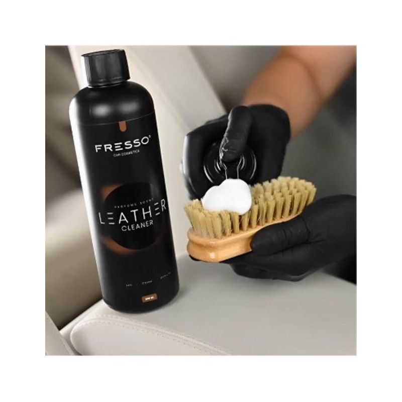 Auto si Moto - Intretinere auto - Detergenti auto - Solutie de curatat pielea auto FRESSO Leather Cleaner 1l - Infinity.ro
