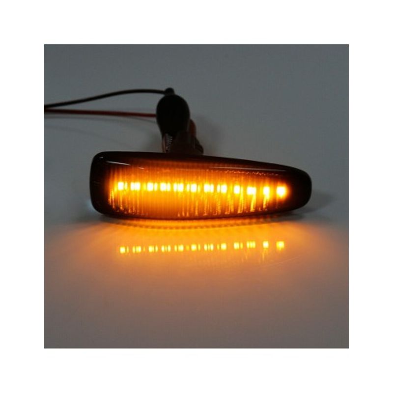 Auto si Moto - Piese auto si accesorii - Caroserie - Faruri, stopuri si proiectoare - Set 2 Semnalizari Aripa LED Dinamice Mitsubishi Lancer, Outlander, Mirage - Infinity.ro