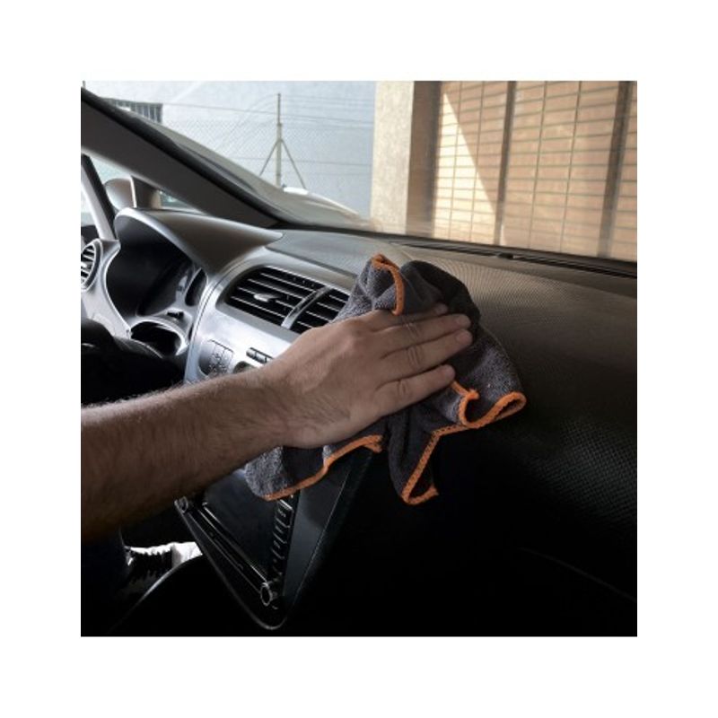 Auto si Moto - Intretinere auto - Produse curatare auto - Solutie intretinere bord efect Lucios Billionaire Vinyl Protectant Shine 500ml - Infinity.ro