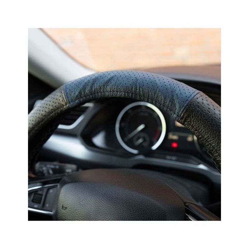 Auto si Moto - Intretinere auto - Huse auto - Husa Volan Din Piele Naturala Perforata Albastru 37-39 cm - Infinity.ro