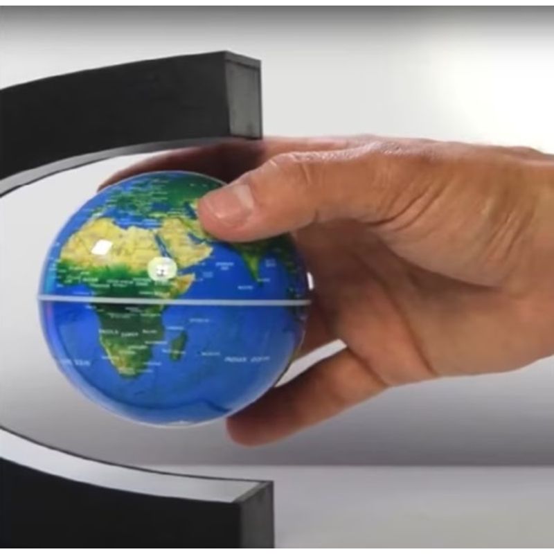 Casa si Gradina - Corpuri si surse de iluminat - Veioze si lampi - Veioze - Glob pamantesc, magnetic, plutitor cu iluminare LED, suport tip C - Infinity.ro