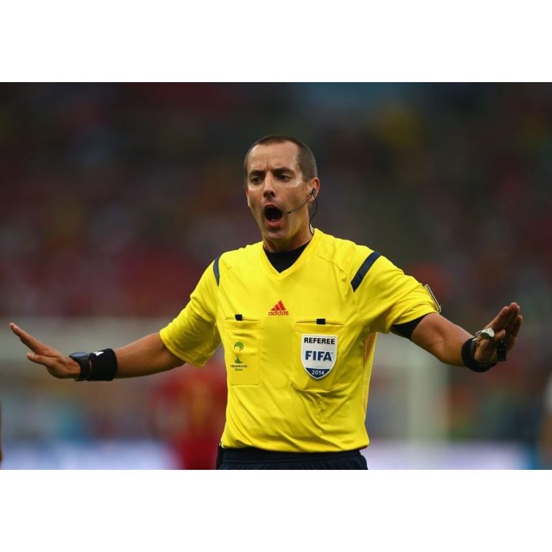 Sport si Outdoor - Accesorii si echipamente sportive - Accesorii antrenament si tabele tactice - Fluier profesional pentru fotbal Molten VALKEEN  recomandat FIFA - Infinity.ro