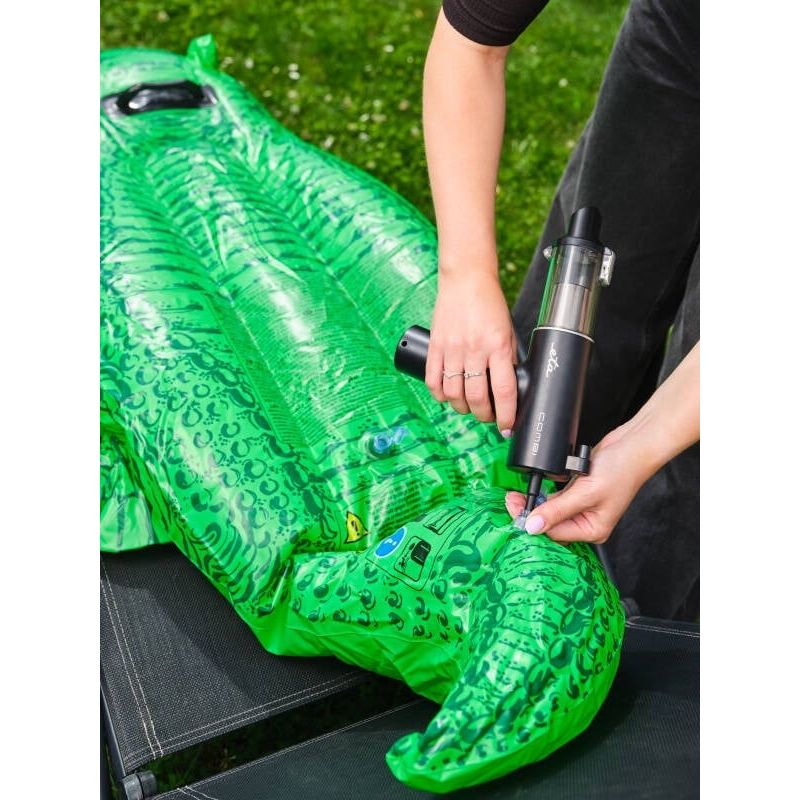 Electronice si Electrocasnice - Ingrijirea locuintei - Aspiratoare - Aspirator de mana multifunctional ETA COMBI 0426 90000, motor BLDC digital 110 W, Li-Ion 10.8 V / 2000 mAh, negru - Infinity.ro