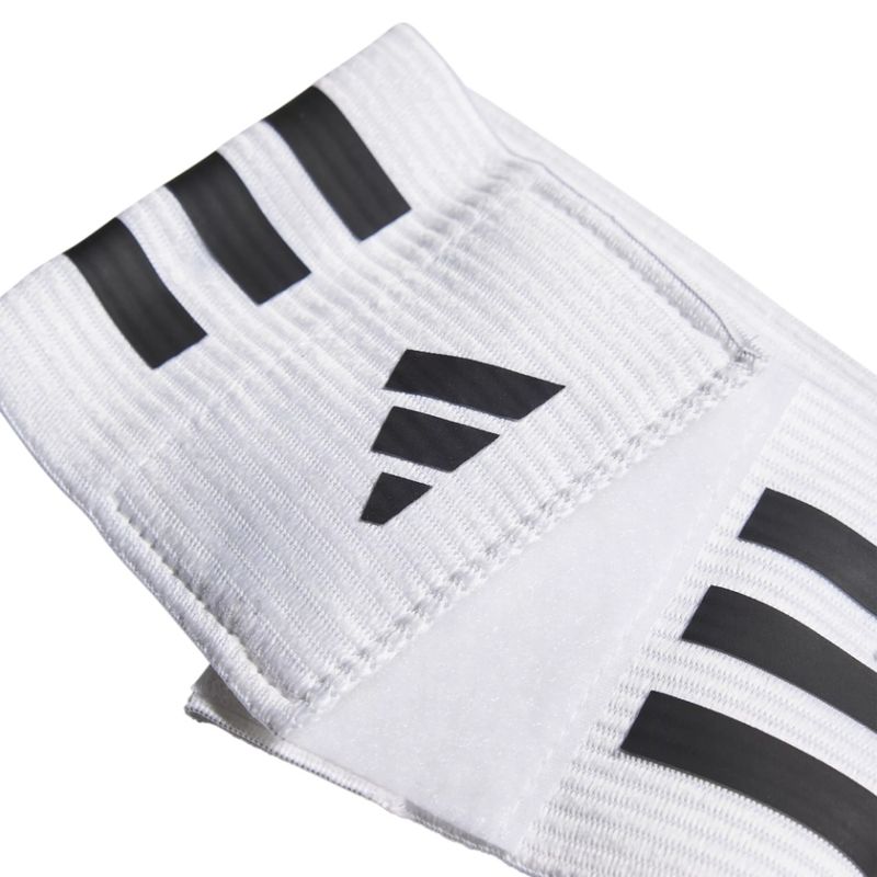 Sport si Outdoor - Accesorii si echipamente sportive - Alte accesorii sportive - Banderola Adidas Captain Tiro 23 League, alb - Infinity.ro