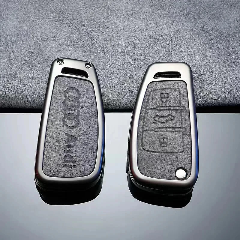 Auto si Moto - Electronice auto - Accesorii electronice auto - Husă metalică + breloc pentru cheie Audi 2006 – 2013 - Infinity.ro