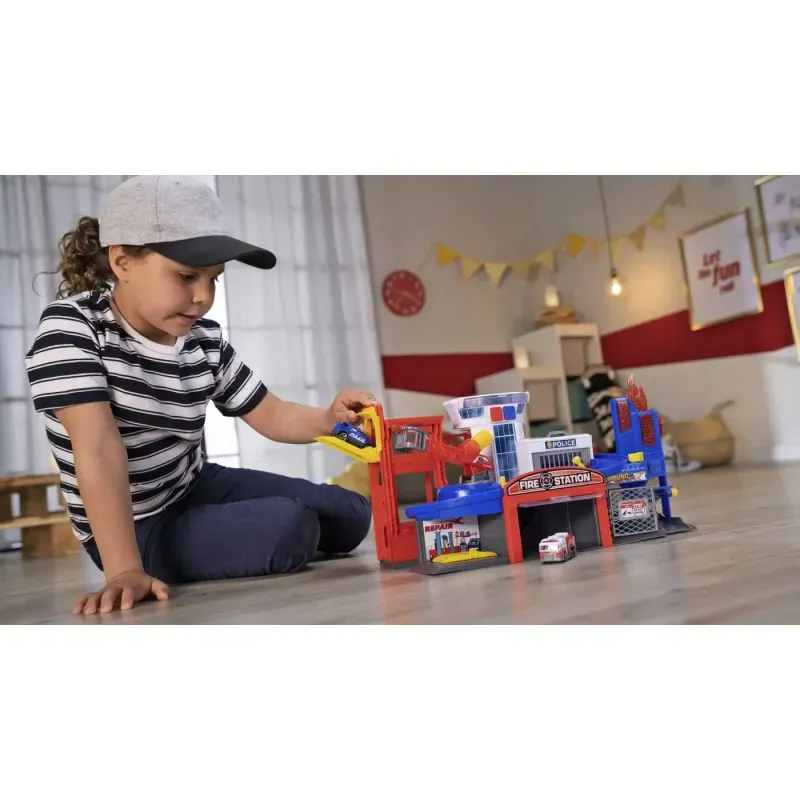 Jucarii, Copii si Bebe - Jucarii si jocuri - Vehicule si jucarii cu telecomanda - Masinute - Dickie Set Statie De Pompieri Si Salvare Cu Pulverizator De Apa Sunete Si Lumini - Infinity.ro