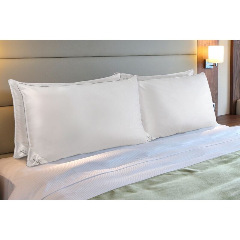 Casa si Gradina - Textile si covoare - Perne si pilote - Perne - Perna Feeling Green Future 50% puf de gasca 50% pana de gasca, 70x70 cm - Infinity.ro