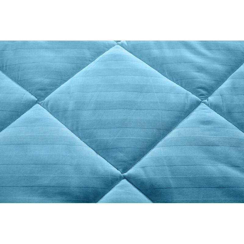 Casa si Gradina - Textile si covoare - Perne si pilote - Pilote - Pilota Alcam Damasc Bleu Ciel 180x200 cm, umplutura cu bambus, 300 g/mp - Infinity.ro