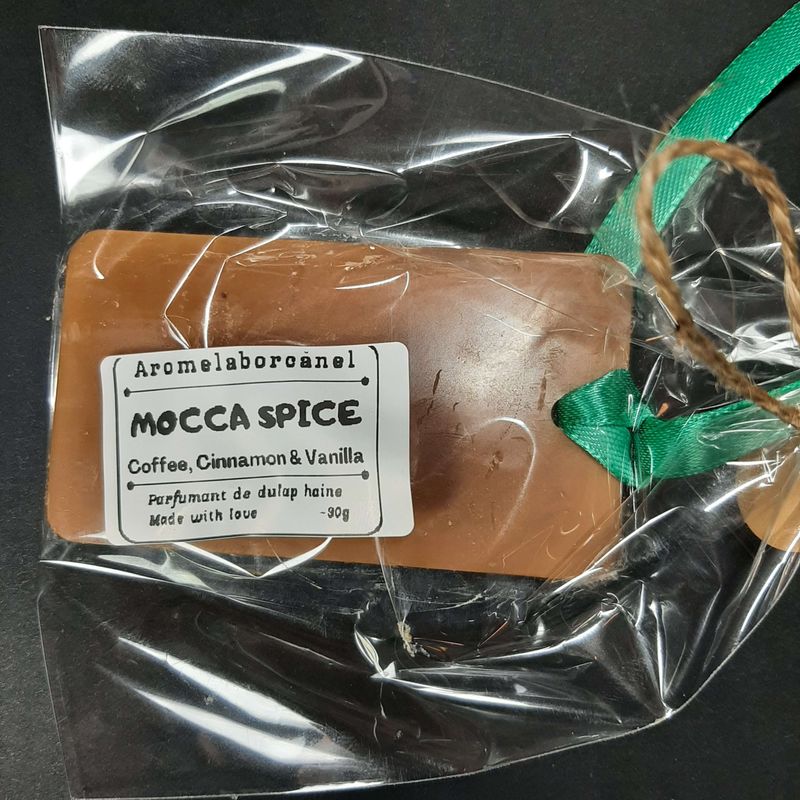 Casa si Gradina - Decoratiuni - Aromaterapie si lumanari - Odorizante camera - Parfumant dulap haine, Mocca Spice – Cafea, Scorțișoară, Vanilie, Dreptunghi, handmade, ceară soia, 30g - Infinity.ro
