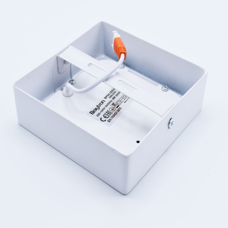 Casa si Gradina - Corpuri si surse de iluminat - Plafoniere, aplice si spoturi - Spot LED 6W Aplicat, Patrat, Braytron, 350lm, Lumina Rece (6500K), Alb - Infinity.ro