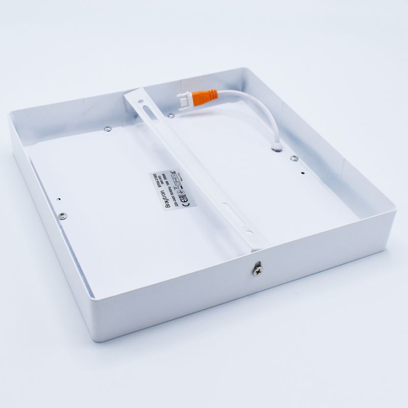 Casa si Gradina - Corpuri si surse de iluminat - Plafoniere, aplice si spoturi - Spot LED 18W Aplicat, Patrat, Braytron, 1360lm, Lumina Calda (3000K), Alb - Infinity.ro