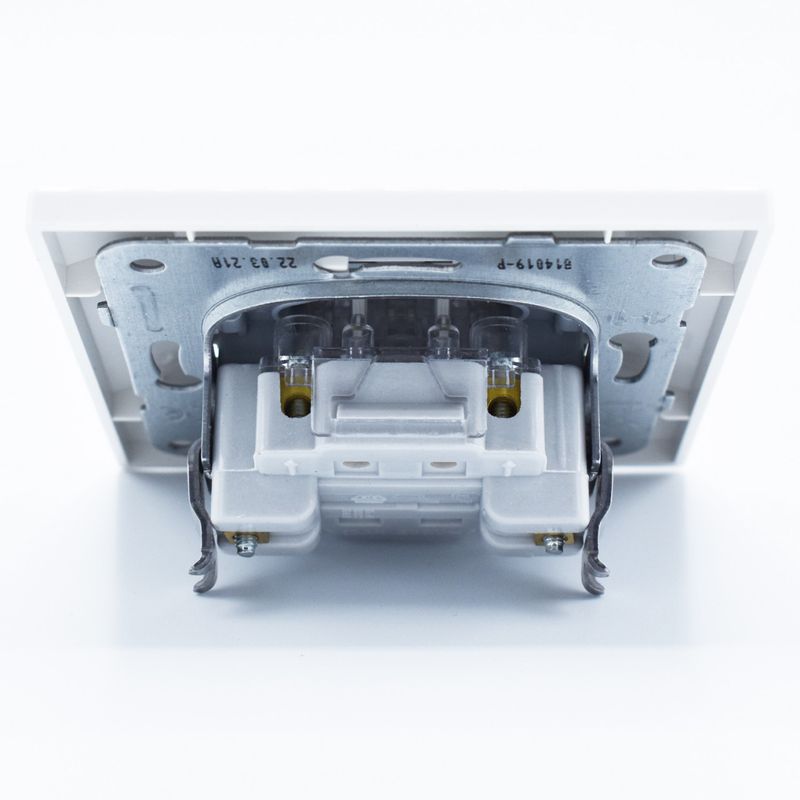 Casa si Gradina - Electrice - Distributie electrica si comanda - Intrerupatoare - Intrerupator cruce Arkedia Panasonic, ST, alb - Infinity.ro