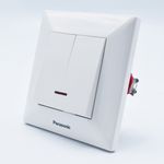 Casa si Gradina - Electrice - Distributie electrica si comanda - Intrerupatoare - Comutator cu led Arkedia Panasonic, ST, alb - Infinity.ro