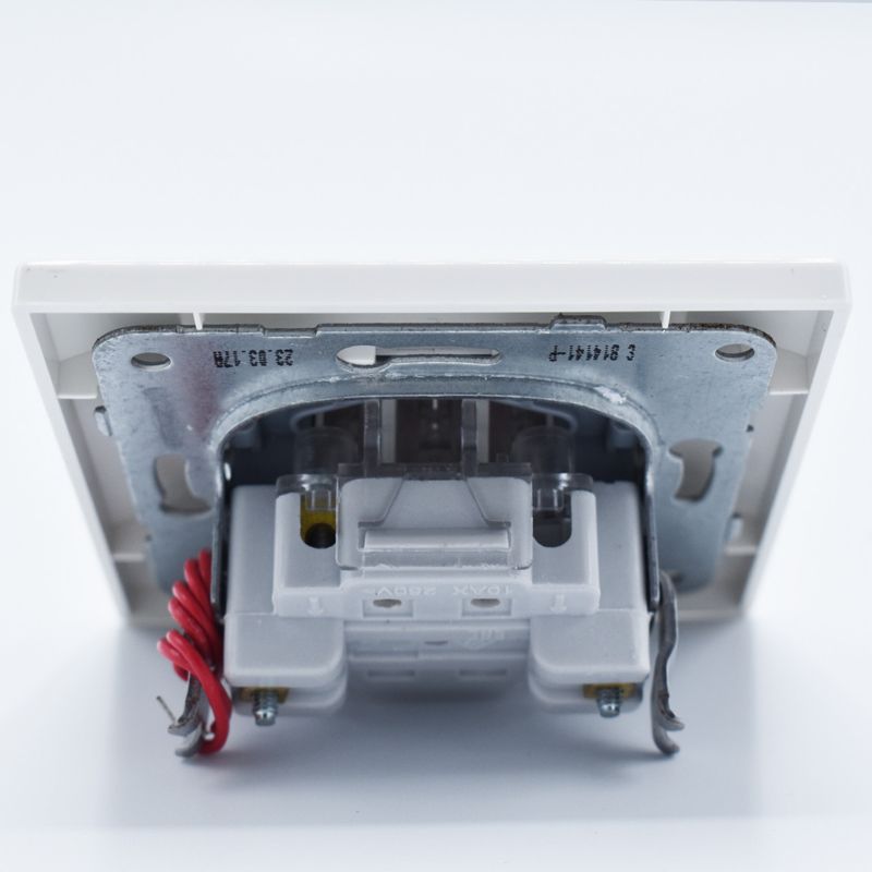 Casa si Gradina - Electrice - Distributie electrica si comanda - Intrerupatoare - Comutator cu led Arkedia Panasonic, ST, alb - Infinity.ro