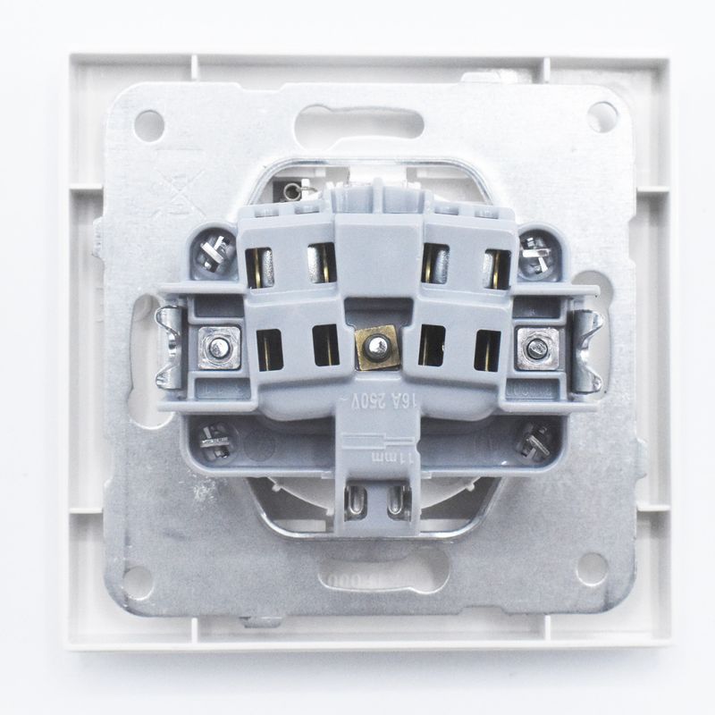 Casa si Gradina - Electrice - Prize - Priza cu capac Karre Plus Pansonic, ST, alba - Infinity.ro