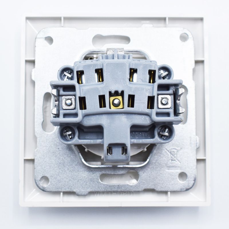 Casa si Gradina - Electrice - Prize - Priza cu capac Arkedia Pansonic, ST, alba - Infinity.ro