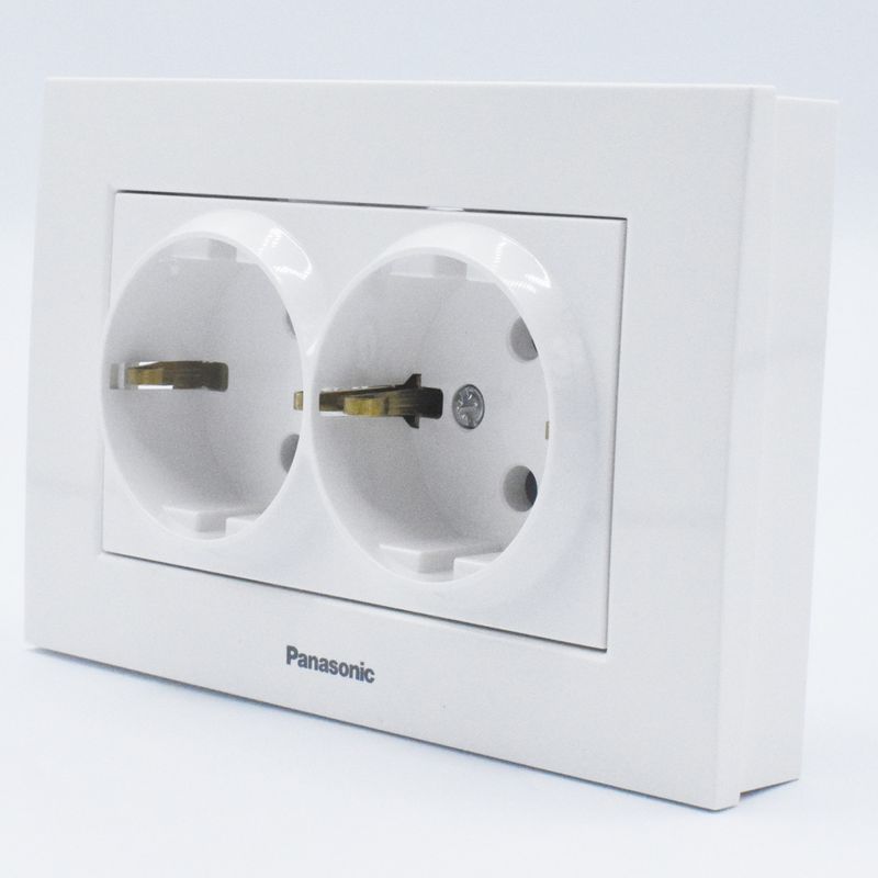 Casa si Gradina - Electrice - Prize - Priza dubla cu impamantare Karre Plus Panasonic, ST, alba - Infinity.ro