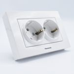 Casa si Gradina - Electrice - Prize - Priza dubla cu impamantare Karre Plus Panasonic, ST, alba - Infinity.ro