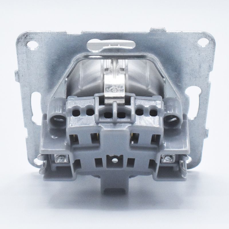 Casa si Gradina - Electrice - Prize - Priza simpla cu impamantare, 16A, IP20, Argintiu, Panasonic Arkedia Slim \ Karre Plus - Infinity.ro