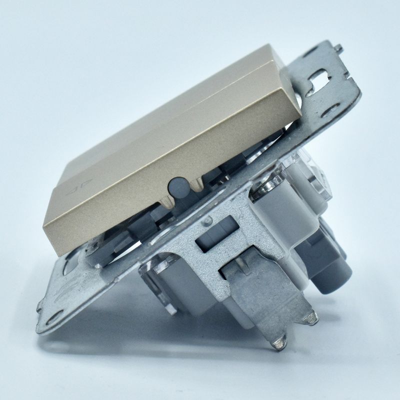 Casa si Gradina - Electrice - Distributie electrica si comanda - Intrerupatoare - Intrerupator dublu alternativ, 10A, IP20, Bronz, Panasonic Arkedia Slim / Karre Plus - Infinity.ro