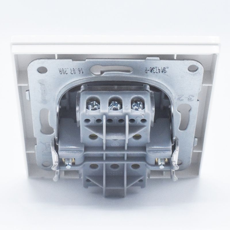 Casa si Gradina - Electrice - Distributie electrica si comanda - Intrerupatoare - Intrerupator triplu Karre Plus Panasonic, ST, alb - Infinity.ro