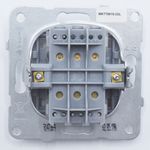 Casa si Gradina - Electrice - Distributie electrica si comanda - Intrerupatoare - Intrerupator triplu, 10A, IP20, Argintiu, Panasonic Arkedia Slim/Karre Plus - Infinity.ro