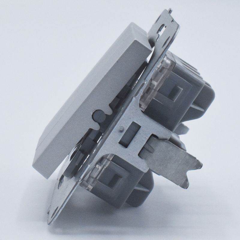 Casa si Gradina - Electrice - Distributie electrica si comanda - Intrerupatoare - Intrerupator triplu, 10A, IP20, Argintiu, Panasonic Arkedia Slim/Karre Plus - Infinity.ro