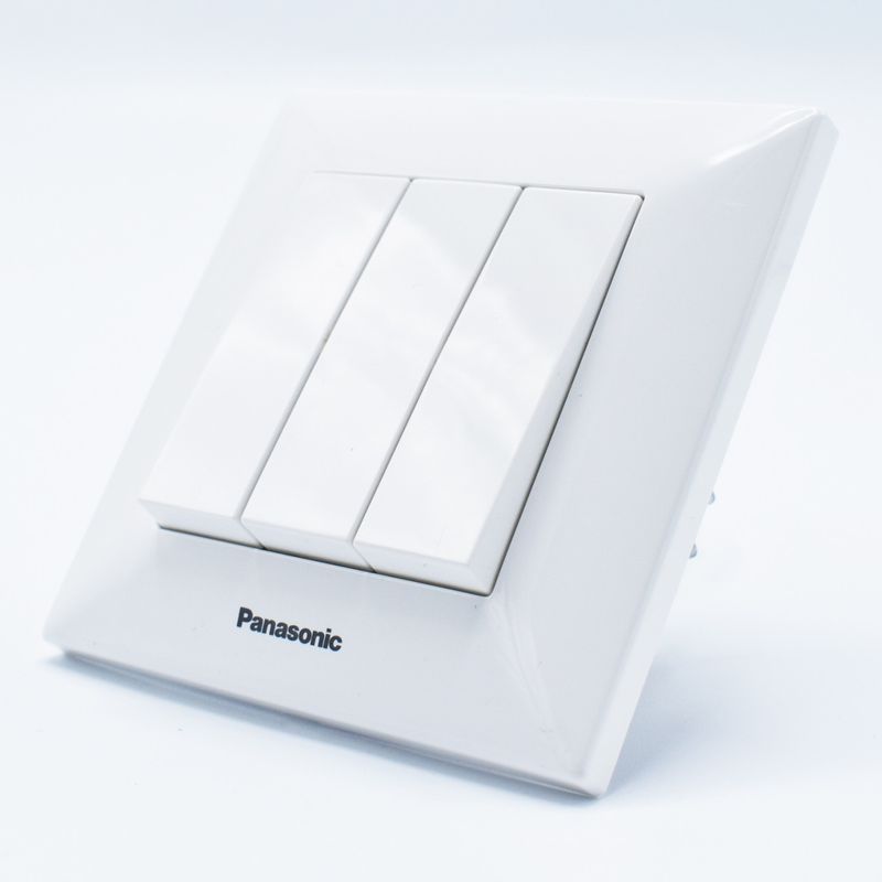 Casa si Gradina - Electrice - Distributie electrica si comanda - Intrerupatoare - Intrerupator triplu Arkedia Panasonic, ST, alb - Infinity.ro