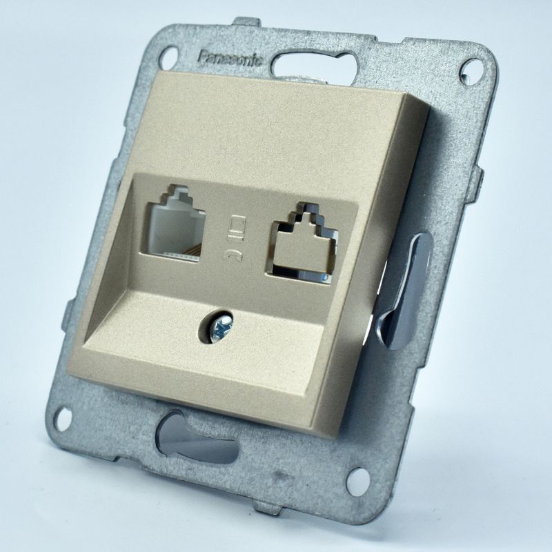 Casa si Gradina - Electrice - Prize - Priza internet RJ45, cat 6, bronz, IP20, Panasonic Arkedia Slim / Karre Plus - Infinity.ro