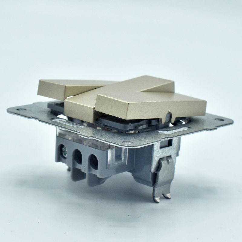 Casa si Gradina - Electrice - Distributie electrica si comanda - Intrerupatoare - Intrerupator triplu, 10A, IP20, Bronz, Panasonic Arkedia Slim/Karre Plus - Infinity.ro