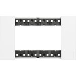 Casa si Gradina - Electrice - Accesorii electrice - Accesorii prize si intrerupatoare - Rama 4 module, alba, Bticino Living Now - Infinity.ro