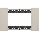 Casa si Gradina - Electrice - Accesorii electrice - Accesorii prize si intrerupatoare - Rama 4 module, culoare nisip, Bticino Living Now - Infinity.ro