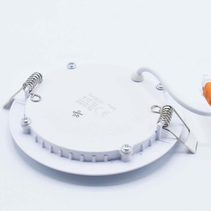 Casa si Gradina - Corpuri si surse de iluminat - Plafoniere, aplice si spoturi - Spot LED 6W Incastrat, Rotund, Braytron, 350lm, Lumina Rece (6500K), Alb - Infinity.ro