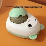 Petshop - Accesorii petshop - Jucarii animale - Jucarii interactive animale - Jucarie interactiva Model Ursulet pentru pisicute cu minge rotativa 360° din iarba Catnip, 4.3 x 6 cm, Verde - Infinity.ro