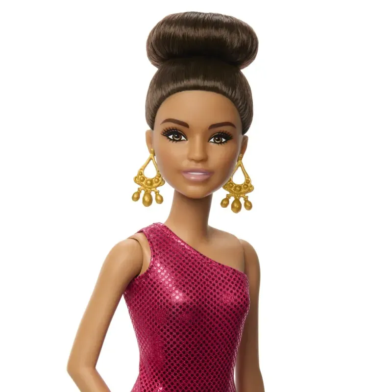Jucarii, Copii si Bebe - Jucarii si jocuri - Papusi si accesorii - Papusi - Papusa Barbie Dansatoare Latino - Infinity.ro
