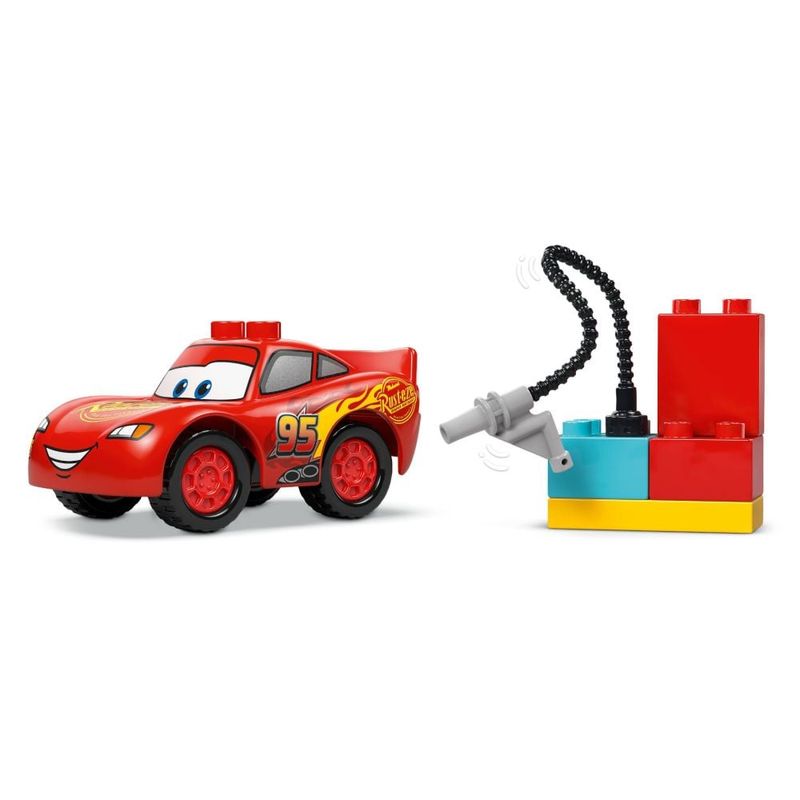 Jucarii, Copii si Bebe - Jucarii si jocuri - Seturi de constructie si cuburi - Seturi de constructie - LEGO DUPLO Vizita lui McQueen la garajul lui Doc - Infinity.ro
