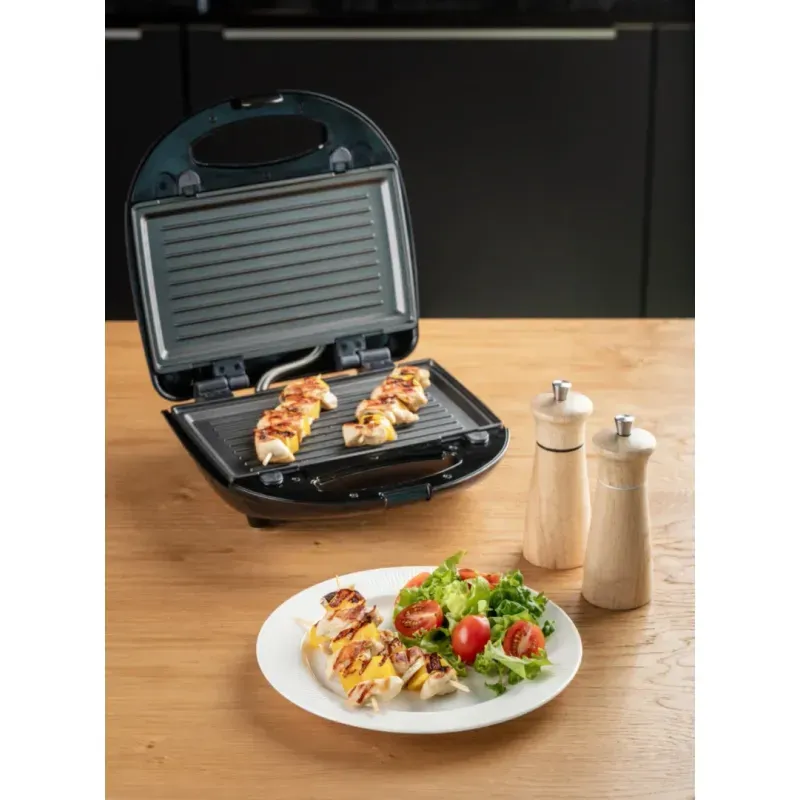 Electronice si Electrocasnice - Electrocasnice bucatarie - Preparare paine - Sandwich-maker - Sandwich-maker 4 in 1 Gallet Torcy CRO 616, 700W, 4 tipuri de placi detasabile - Infinity.ro