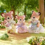 Jucarii, Copii si Bebe - Jucarii si jocuri - Figurine - Figurine Sylvanian Families-Familia Caprioarelor - Infinity.ro