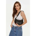 Fashion, accesorii si bijuterii - Femei - Accesorii femei - Genti si rucsacuri femei - Geanta dama Calvin Klein Jeans Quilted Crescent Cb Bag24 K60K612370 Negru 24 x 17 x 6.5 cm - Infinity.ro