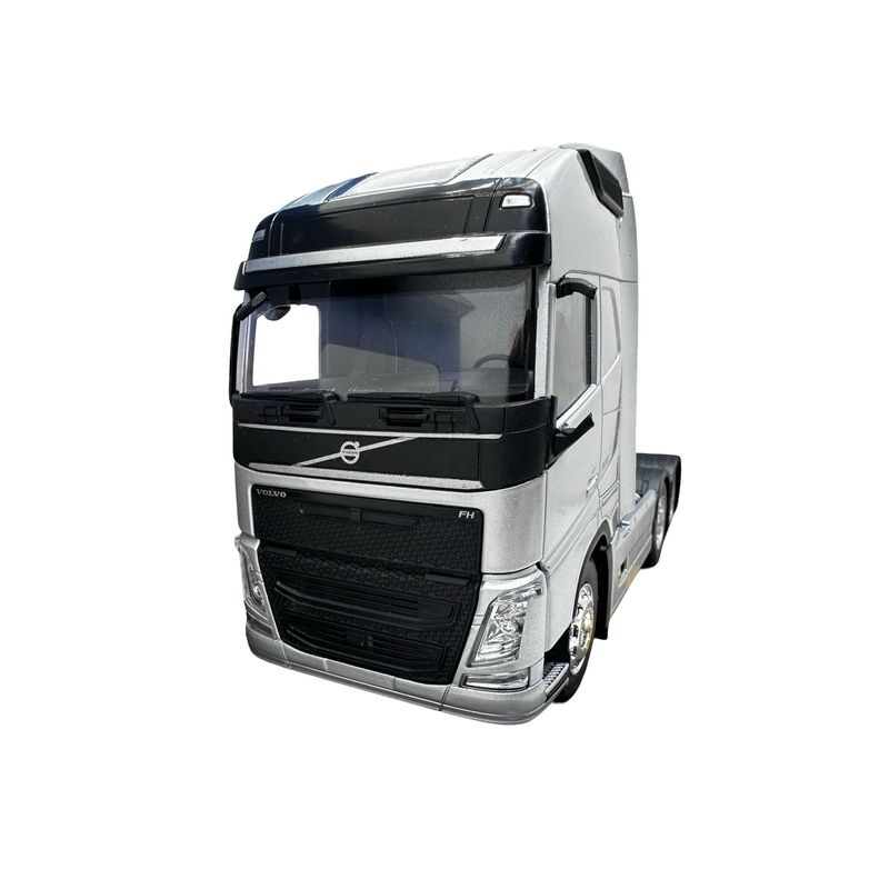 Jucarii, Copii si Bebe - Jucarii si jocuri - Vehicule si jucarii cu telecomanda - Masinute - Macheta Cap tractor Volvo 1:32 V6 6x4 argintiu !!!Atentie oglinda stanga rupta!!! - Infinity.ro