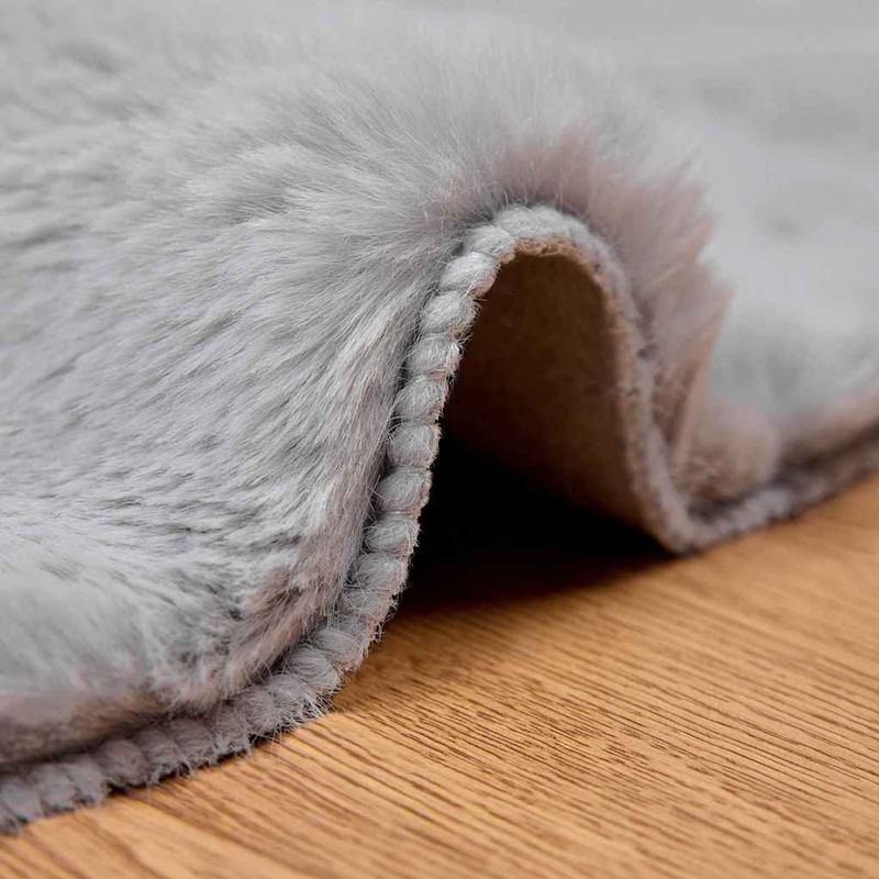 Casa si Gradina - Textile si covoare - Covoare - Covoare casa - Covor din Blana Faux de Iepure Gri Ø 160 cm Poliester - Infinity.ro