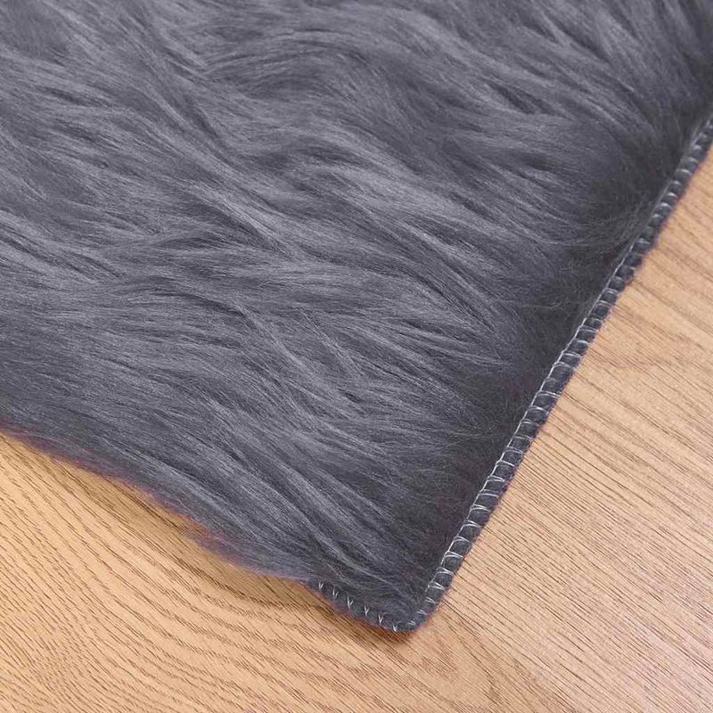 Casa si Gradina - Textile si covoare - Covoare - Covoare casa - Covor Faux din Lana de oaie Antracit 200 x 280 cm Poliester - Infinity.ro