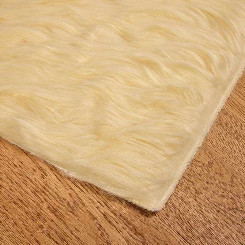 Casa si Gradina - Textile si covoare - Covoare - Covoare casa - Covor Faux din Lana de oaie Crem 80 x 250 cm Poliester - Infinity.ro