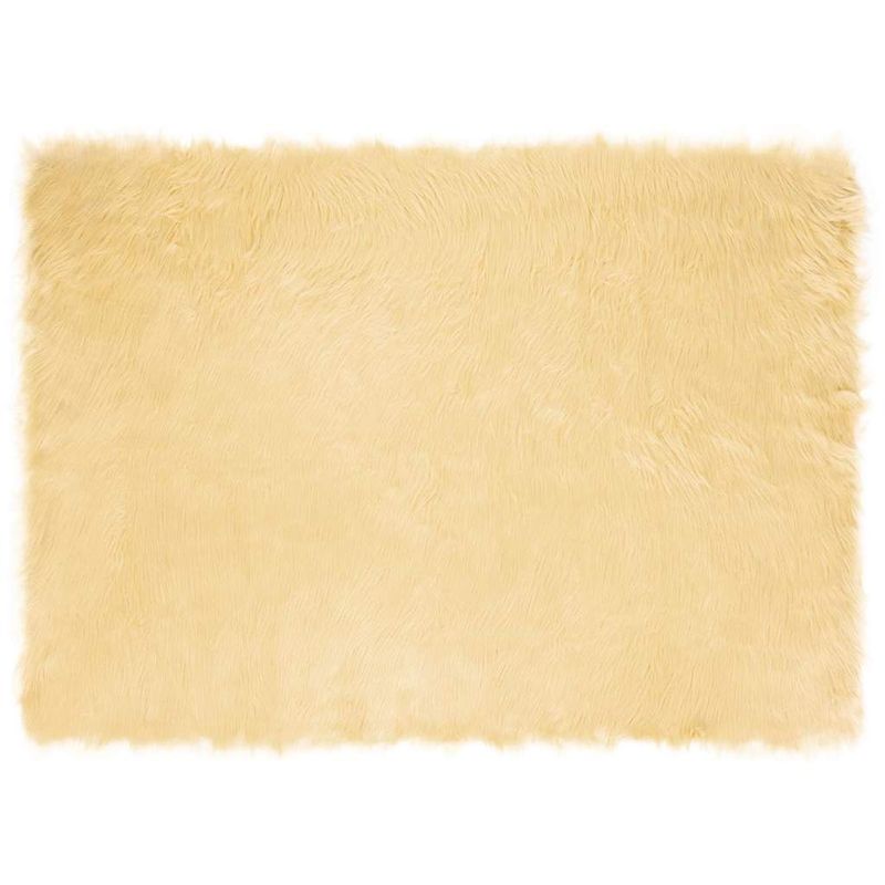 Casa si Gradina - Textile si covoare - Covoare - Covoare casa - Covor Faux din Lana de oaie Crem 200 x 140 cm Poliester - Infinity.ro