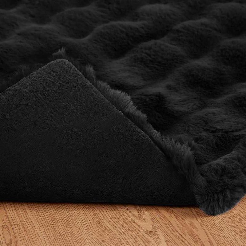 Casa si Gradina - Textile si covoare - Lenjerii de pat - Cearceafuri de pat - Patura din Blana sintetica de Iepure 4 pcs Negru 150 x 220 cm - Infinity.ro