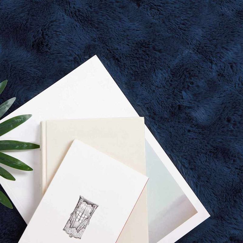 Casa si Gradina - Textile si covoare - Lenjerii de pat - Cearceafuri de pat - Patura din Blana sintetica de Iepure 4 pcs Albastru Marin - Infinity.ro