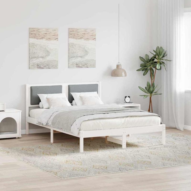 Casa si Gradina - Mobilier - Paturi si accesorii - Paturi - Cadru de pat Gri deschis 140 x 190 cm Lemn de pin masiv - Infinity.ro