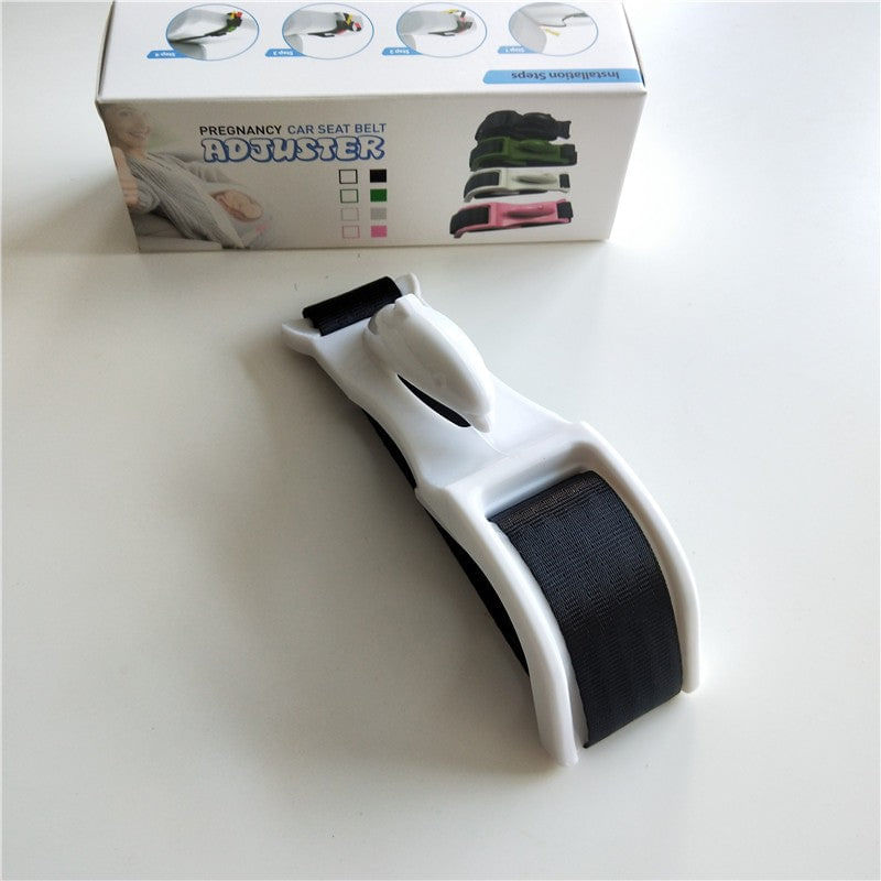 Auto si Moto - Piese auto si accesorii - Interior auto - Accesorii interior - Deviator Centura de Siguranta, pentru Burtica Gravidelor, Universal, Ajustabil, 21x6 cm, Model Delfin Alb - Infinity.ro