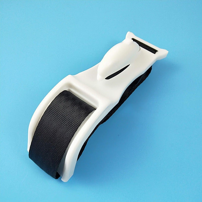 Auto si Moto - Piese auto si accesorii - Interior auto - Accesorii interior - Deviator Centura de Siguranta, pentru Burtica Gravidelor, Universal, Ajustabil, 21x6 cm, Model Delfin Alb - Infinity.ro