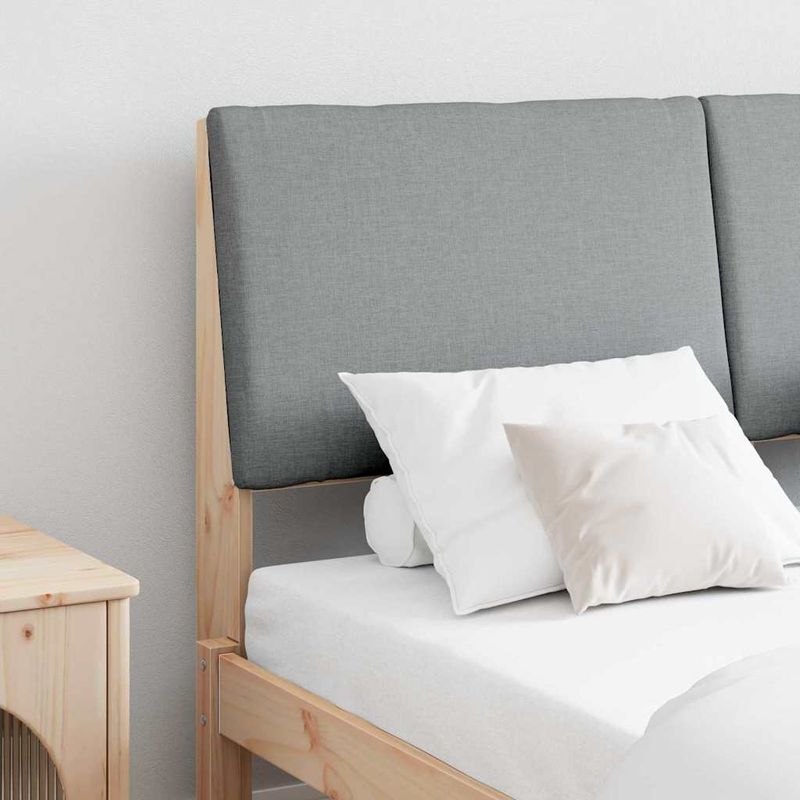 Casa si Gradina - Mobilier - Paturi si accesorii - Accesorii paturi - Tablie de pat tapitata Gri deschis 140 cm Lemn de pin masiv - Infinity.ro